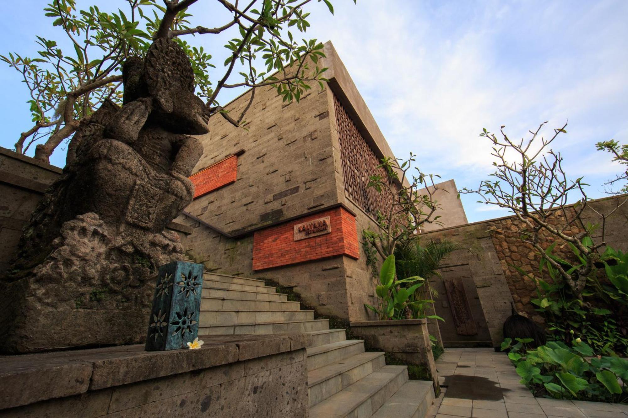 特拉帕拉纳比斯马酒店-Chse认证 乌布 外观 照片 The museum's main entrance