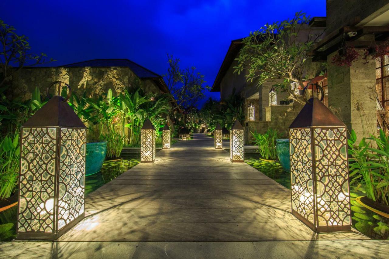 特拉帕拉纳比斯马酒店-Chse认证 乌布 外观 照片 The resort at night